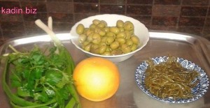 Zeytin Salatası Tarifi